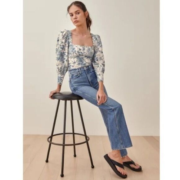 💕REFORMATION💕 Stilton Linen Top  Pompadour Blue White Floral Bird Print 2 NWT - Picture 2 of 13